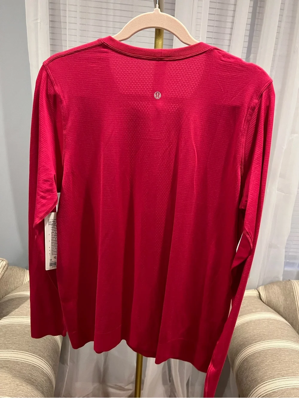 NWT LULULEMON SWIFTLY RELAXED LONG SLEEVE
